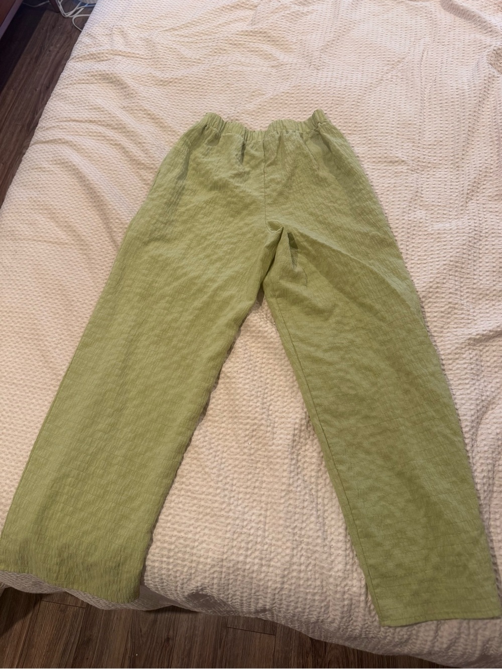 Lulu's Green Linen Blend Pants